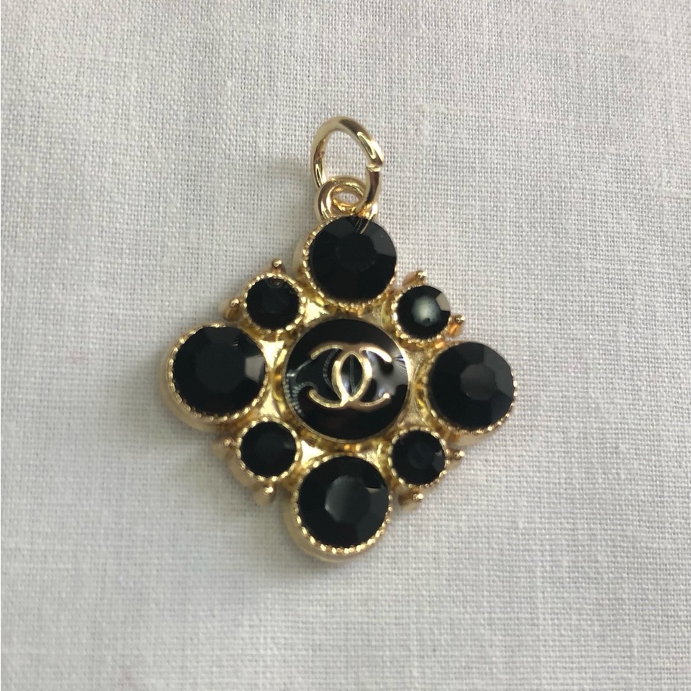 Zipper Pull Button Charm w/ Dust Bag Stamped Black Diamond Snowflake Design
